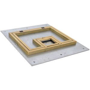 FL-500P Hinged Cover w/ 1/2&quot; Brass Carpet Flange